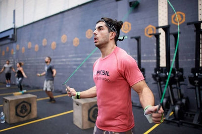 ejercicios crossfit saltar comba
