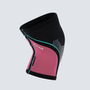 Vista trasera de las rodillera Hex Tech rosas mostrando su diseño anatómico y costuras reforzadas.